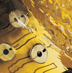 Electrolysis at work under water